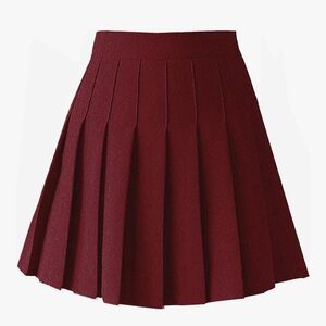🟡5/$25 DEAL! Burgundy Pleated Mini Skirt